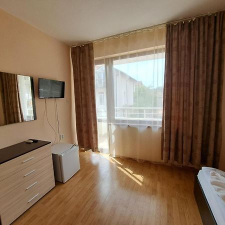 Guest House Lazur Obzor Oda fotoğraf